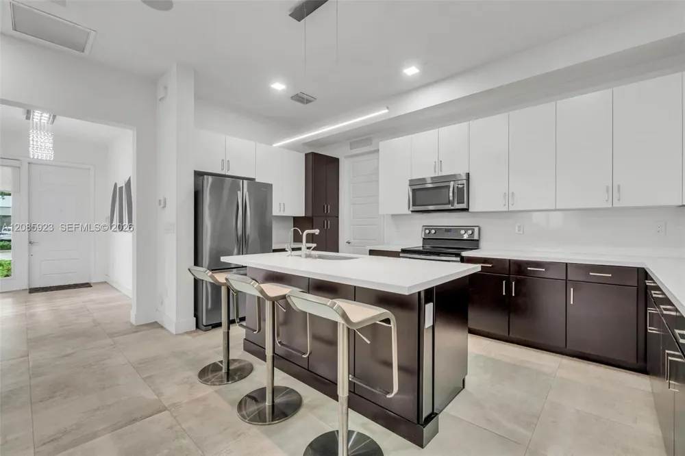 15071 SW 176th St Miami, FL 33187