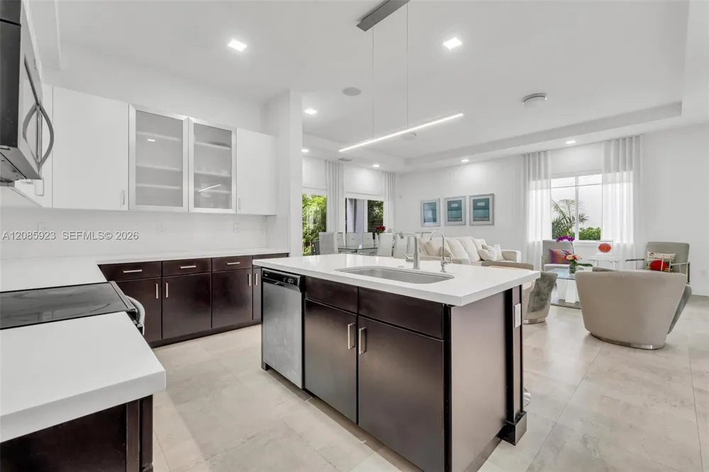 15071 SW 176th St Miami, FL 33187
