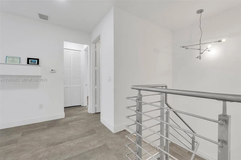 15071 SW 176th St Miami, FL 33187