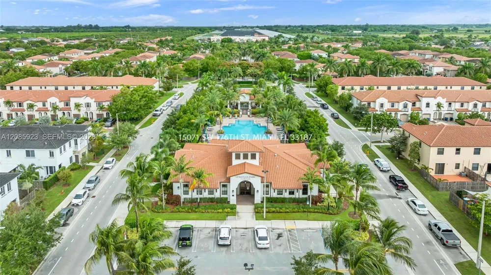 15071 SW 176th St Miami, FL 33187