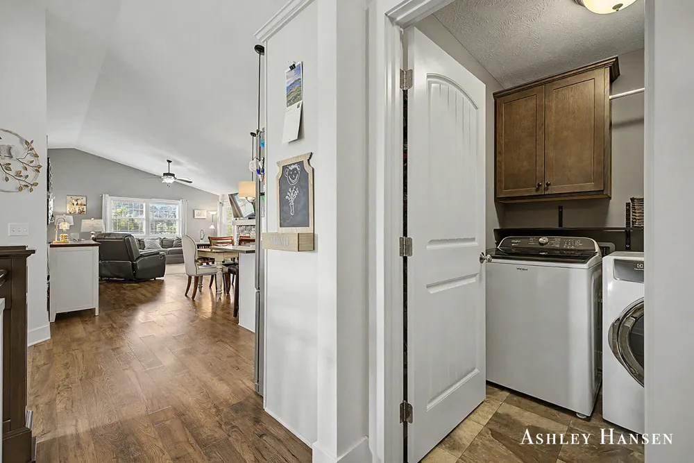 163 Dogwood Drive NE Rockford, MI 49341