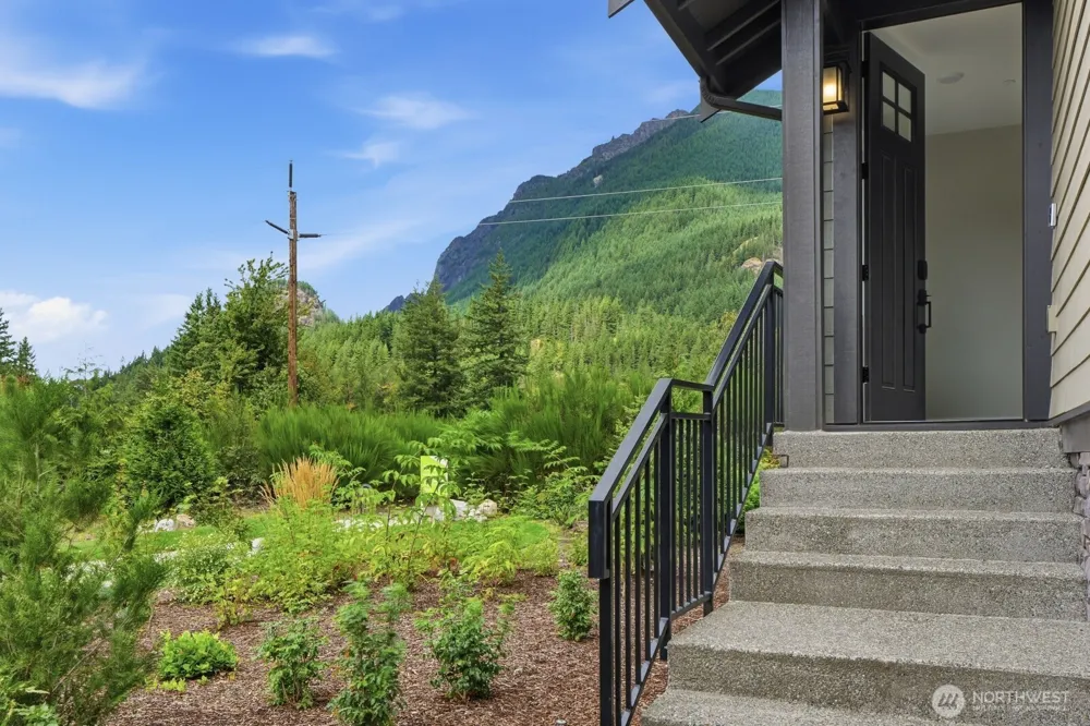 1906 SE 12 STREET North Bend, WA 98045