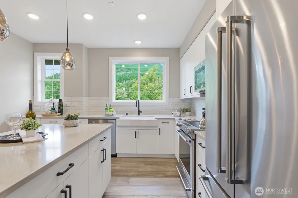1906 SE 12 STREET North Bend, WA 98045