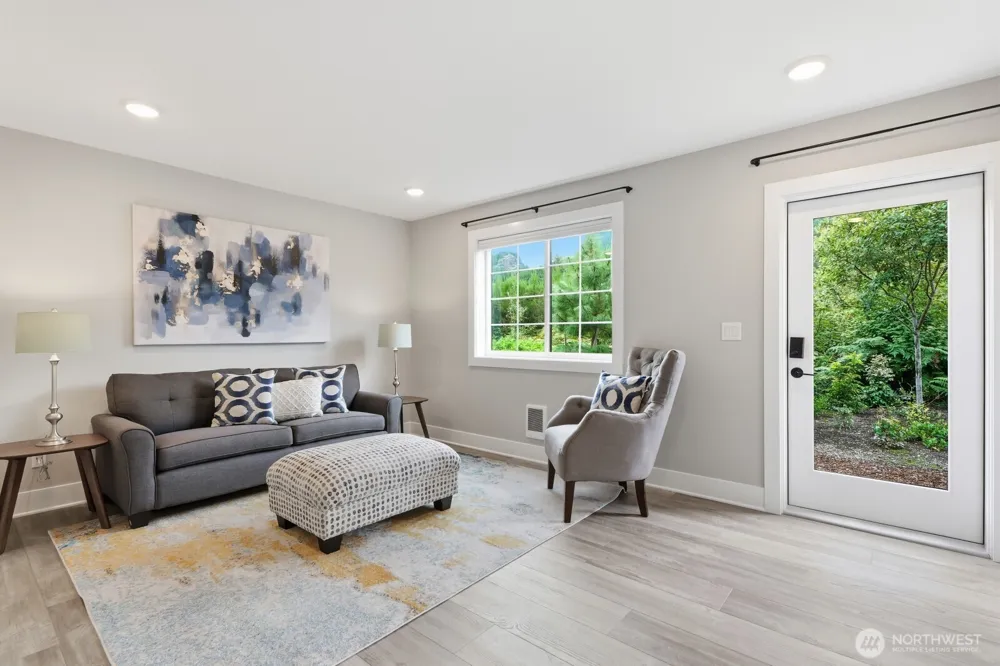 1906 SE 12 STREET North Bend, WA 98045