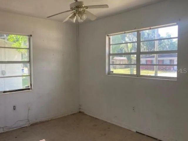 679 AVENUE L SE Winter Haven, FL 33880