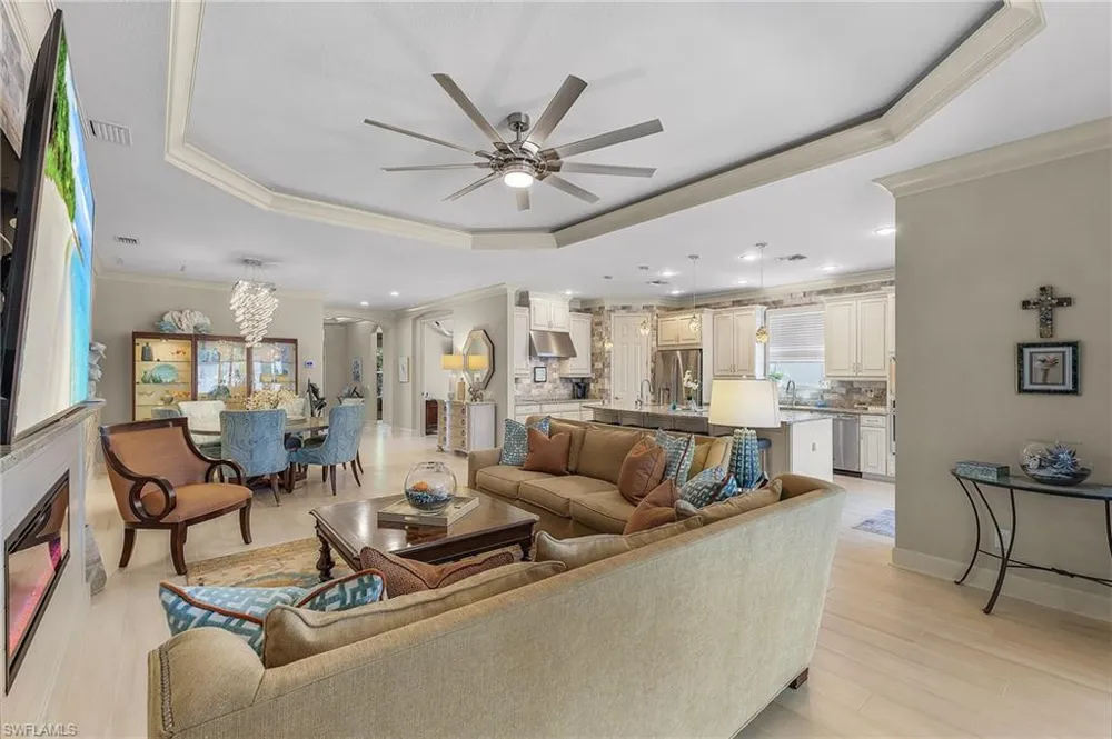 2736 Lambay Court Cape Coral, FL 33991