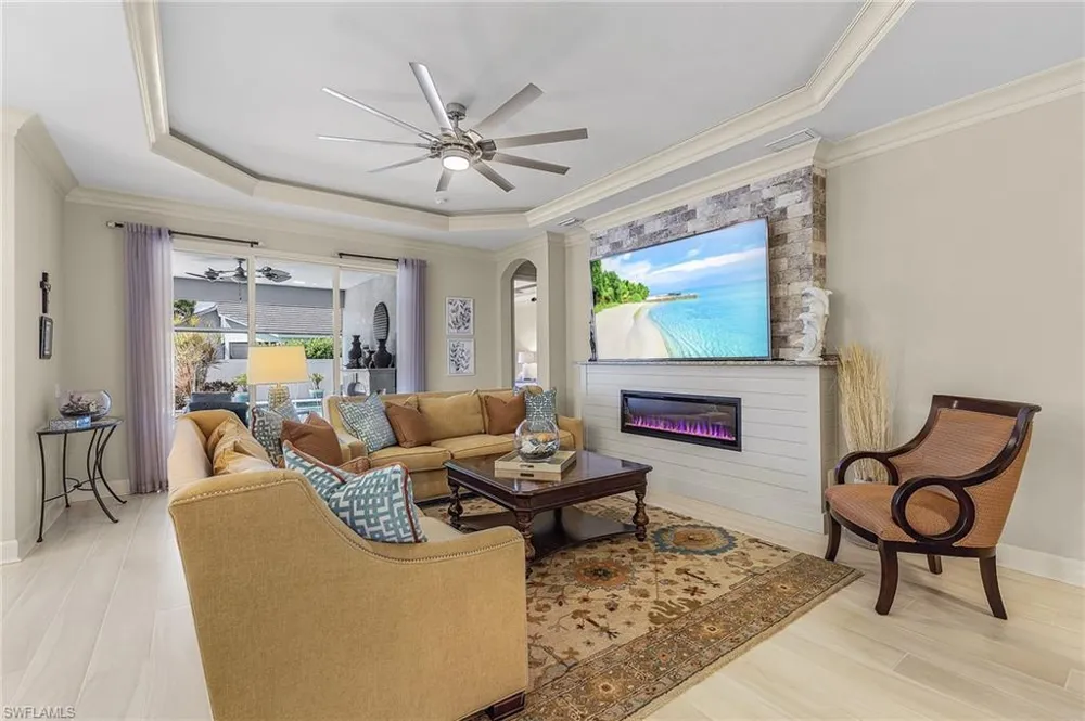 2736 Lambay Court Cape Coral, FL 33991