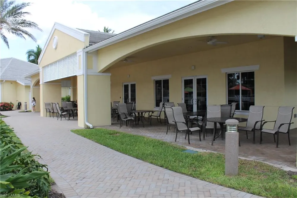 2736 Lambay Court Cape Coral, FL 33991