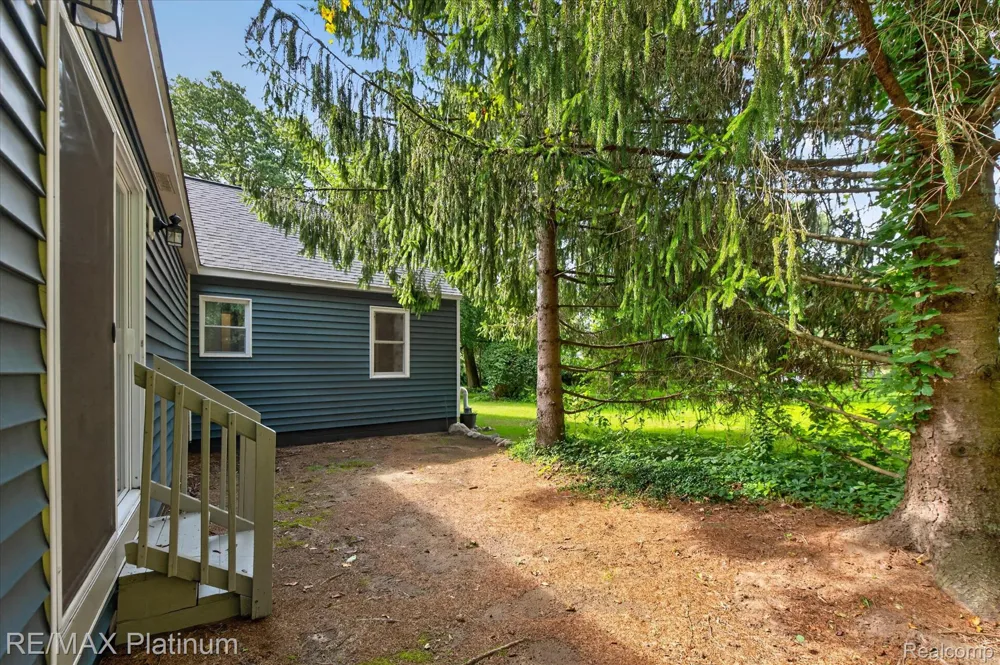 160 Kuhn Street Unadilla Township, MI 48137