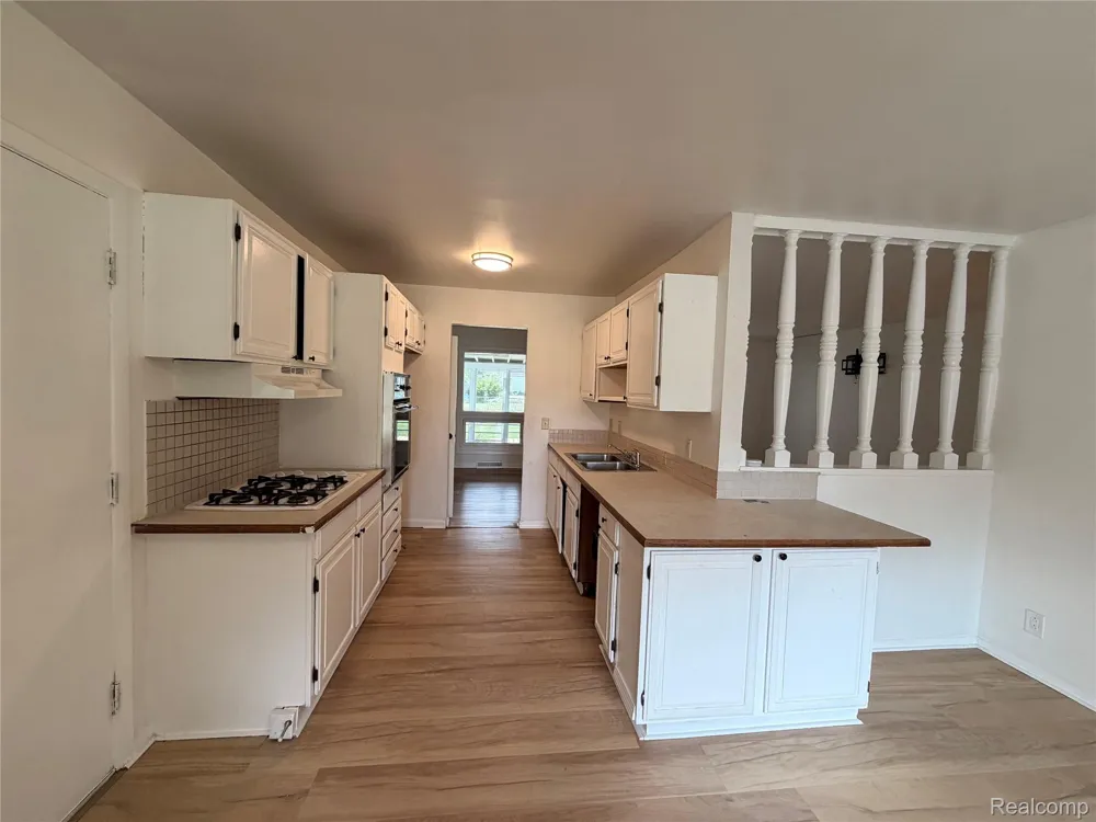 5347 Mapletree Drive Flint Charter Township, MI 48532