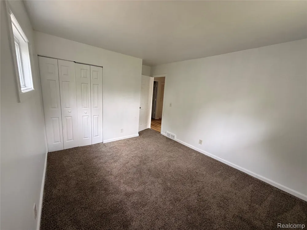 5347 Mapletree Drive Flint Charter Township, MI 48532