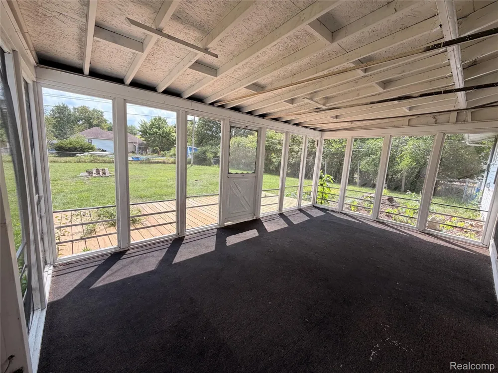 5347 Mapletree Drive Flint Charter Township, MI 48532