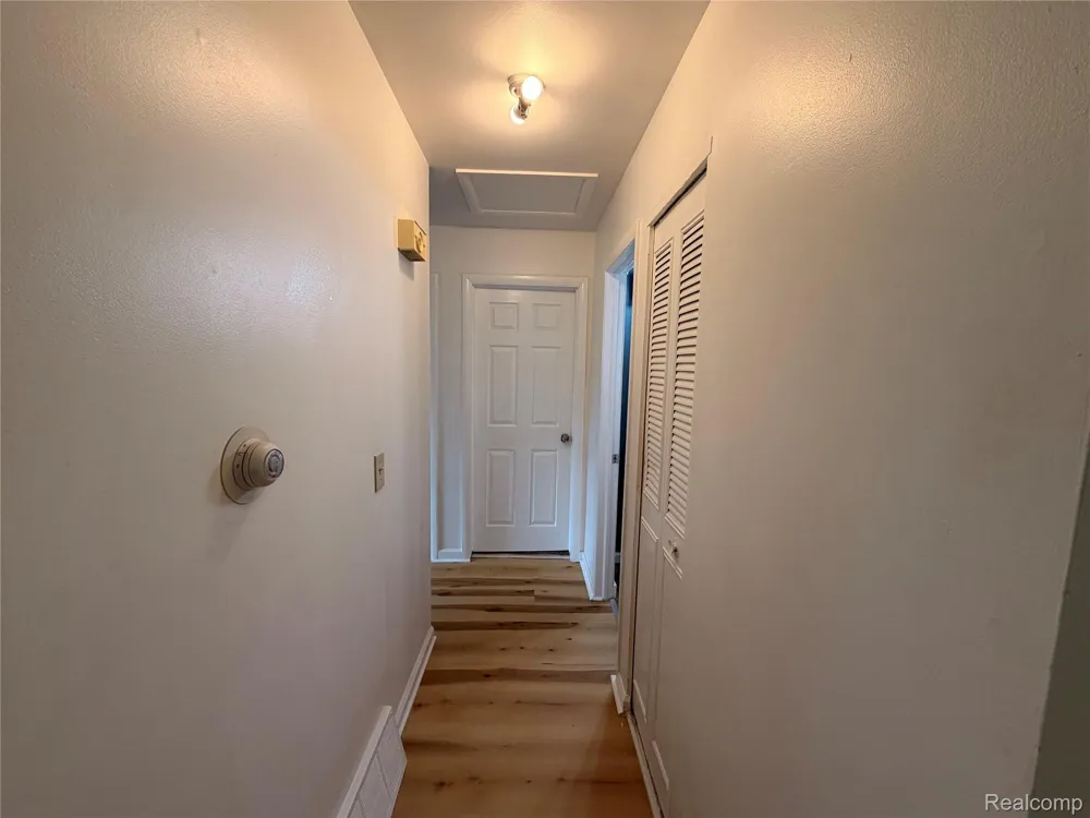 5347 Mapletree Drive Flint Charter Township, MI 48532