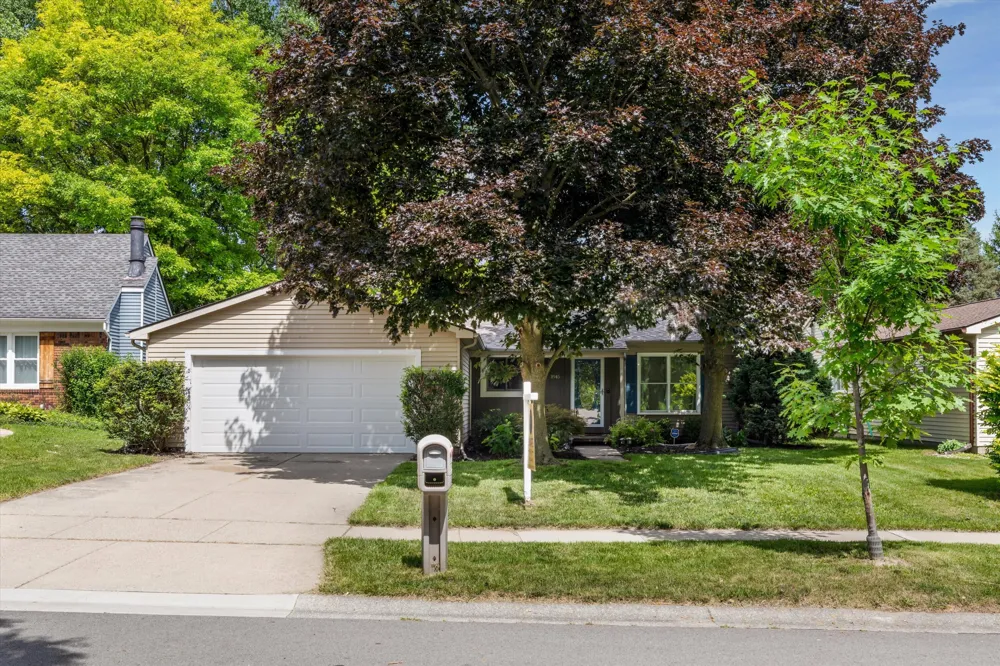 1845 Northbrook Drive Ann Arbor City, MI 48103
