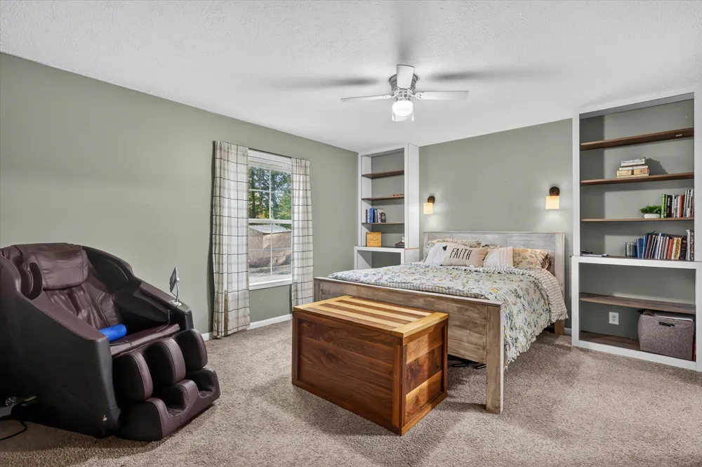 9633 W Howard City Edmore Cato Township, MI 48850