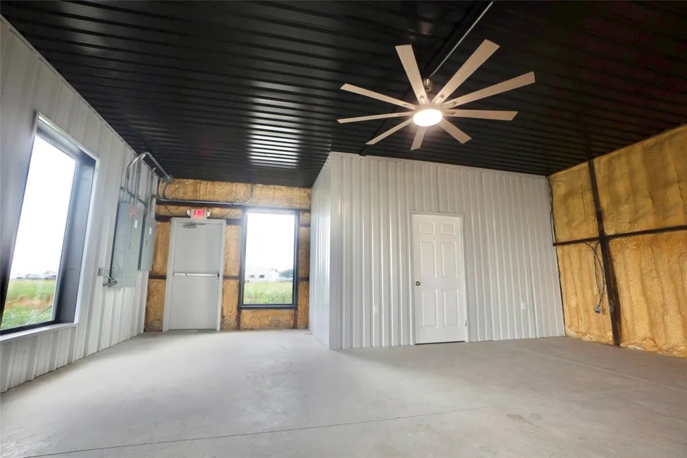 181 Ninety Four Lane Taylor, TX 76574
