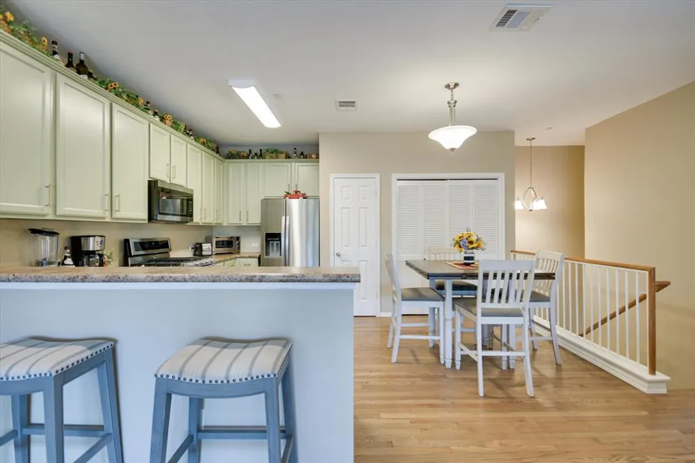 9201 Brodie Lane #1501 Austin, TX 78748