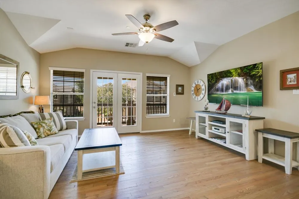 9201 Brodie Lane #1501 Austin, TX 78748