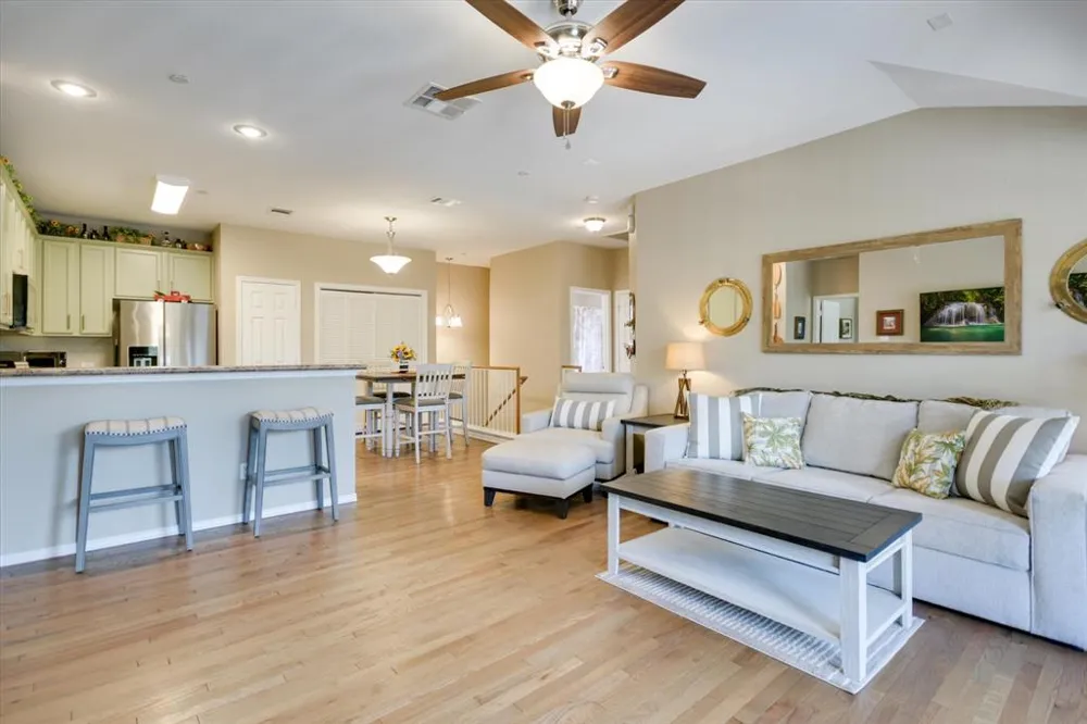 9201 Brodie Lane #1501 Austin, TX 78748
