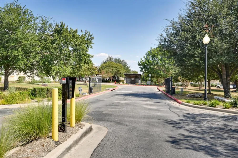 9201 Brodie Lane #1501 Austin, TX 78748