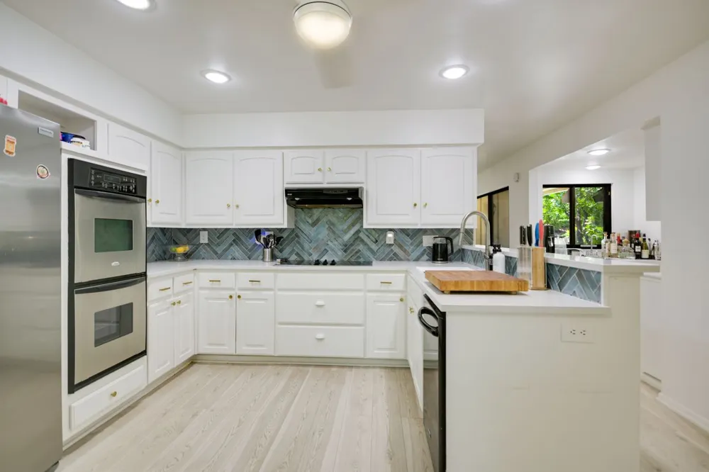 2412 Deer Pass Austin, TX 78746