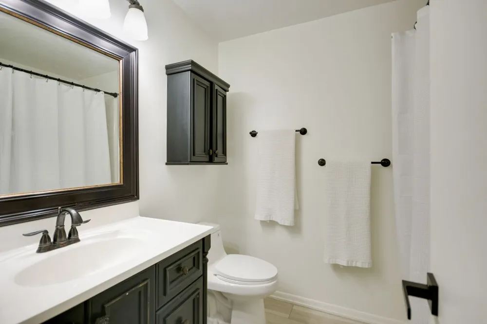 2412 Deer Pass Austin, TX 78746