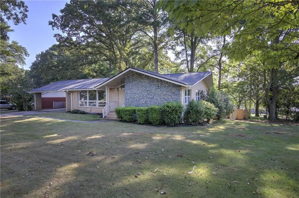 102 Summit Drive Griffin, GA 30224