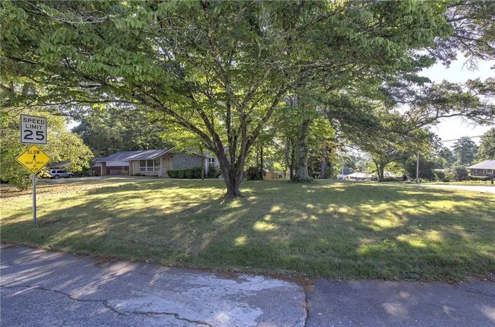 102 Summit Drive Griffin, GA 30224