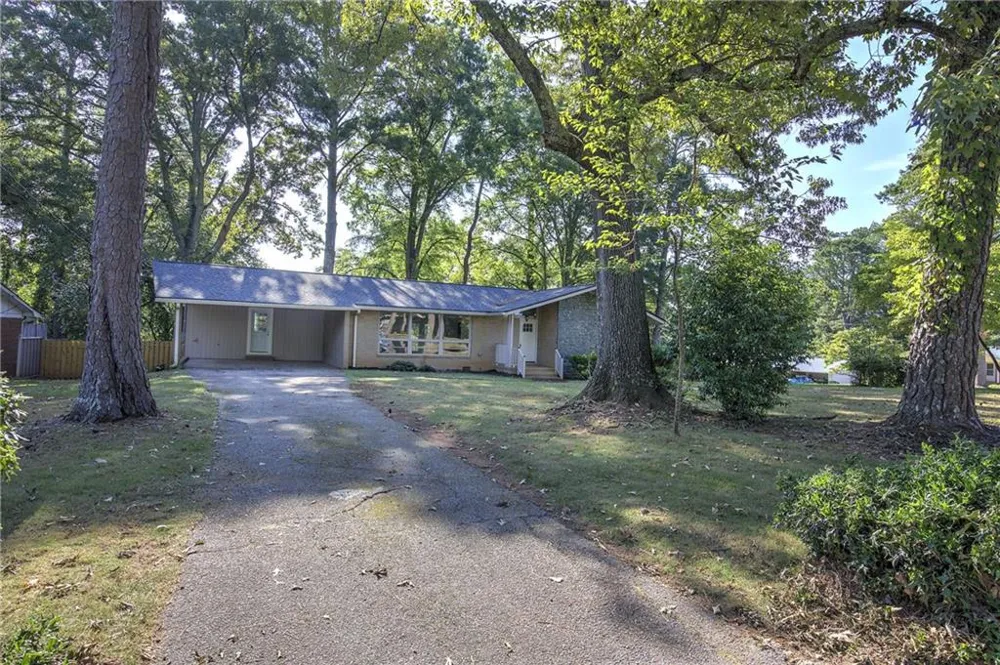 102 Summit Drive Griffin, GA 30224