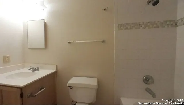 9411 DE SAPIN San Antonio, TX 78254