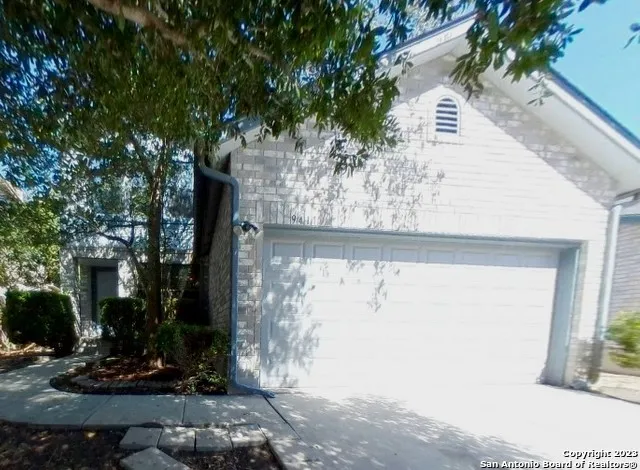 9411 DE SAPIN San Antonio, TX 78254