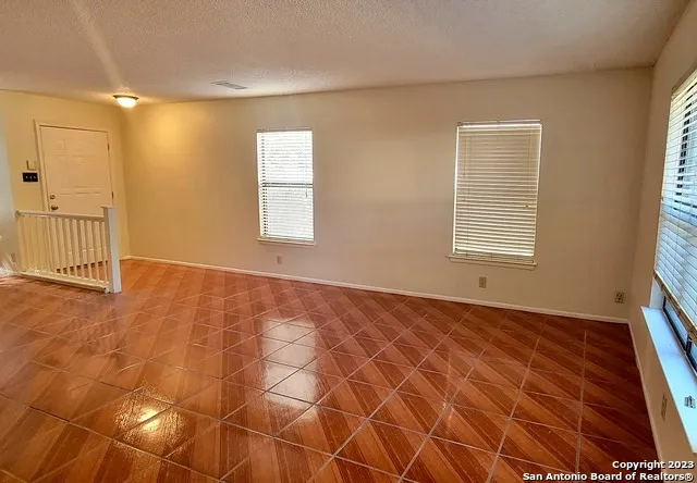 9411 DE SAPIN San Antonio, TX 78254