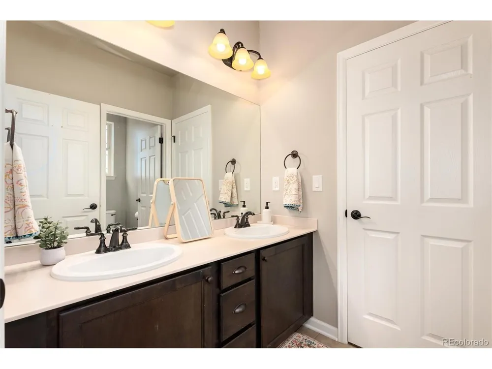 25551 E Indore Drive Aurora, CO 80016