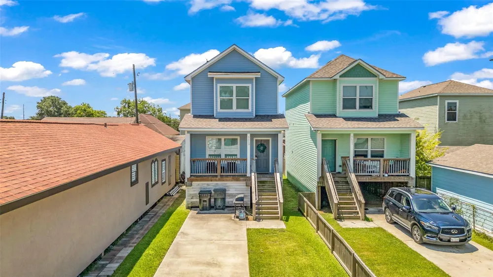 5419 Avenue N 1/2 Galveston, TX 77551