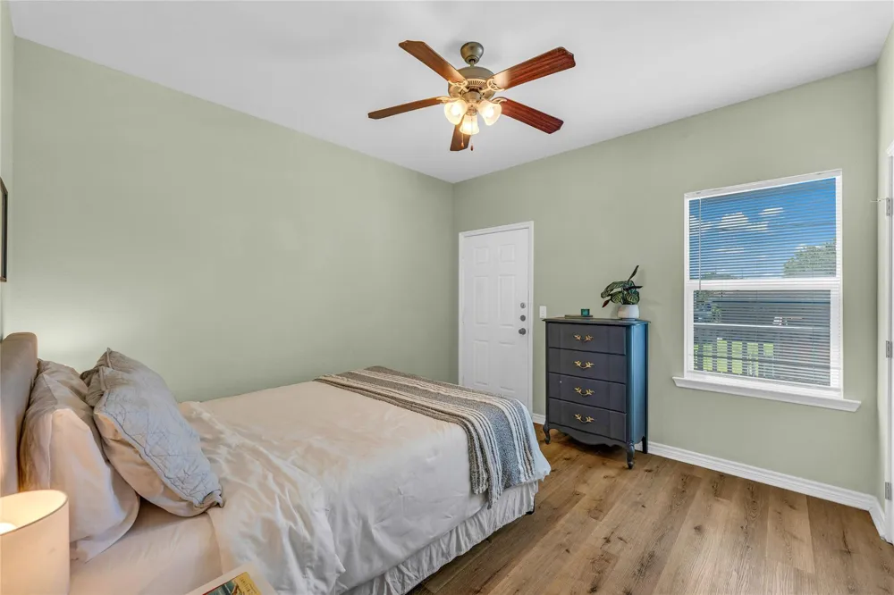5419 Avenue N 1/2 Galveston, TX 77551