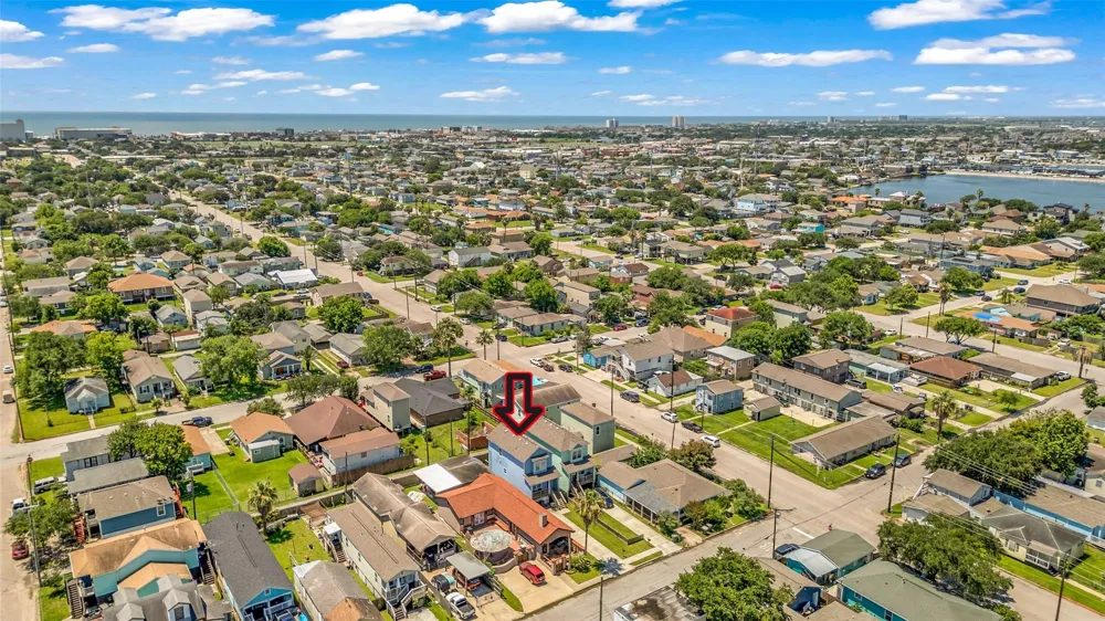 5419 Avenue N 1/2 Galveston, TX 77551