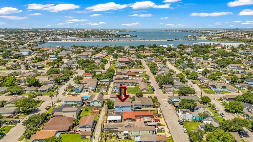 5419 Avenue N 1/2 Galveston, TX 77551