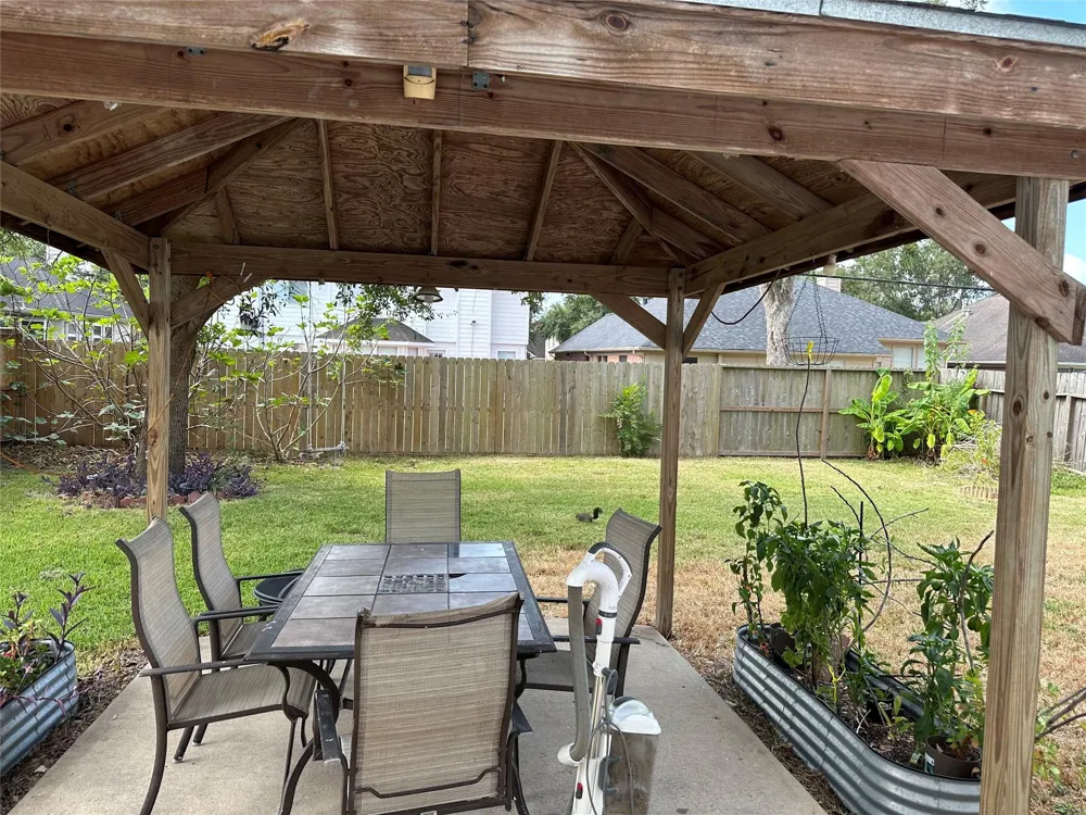 1635 Buckwood Court Fresno, TX 77545