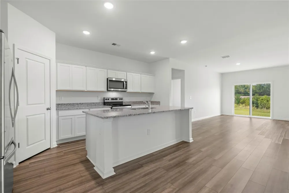 7719 Enchanted Pearl Drive Angleton, TX 77515