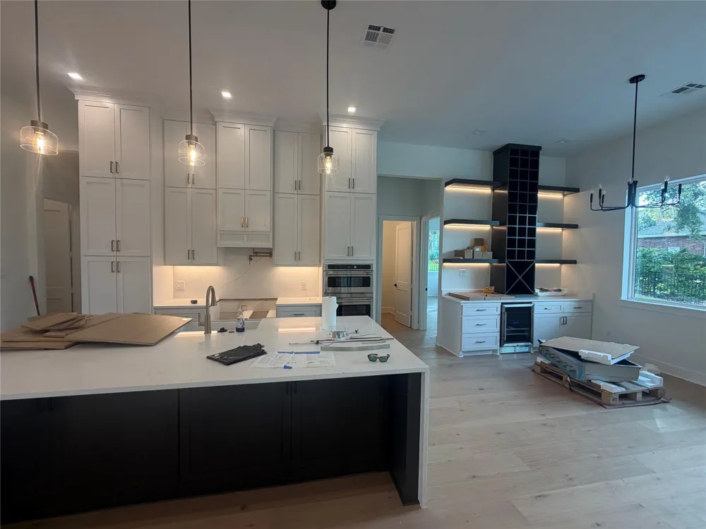 339 W Shore Lane Montgomery, TX 77356