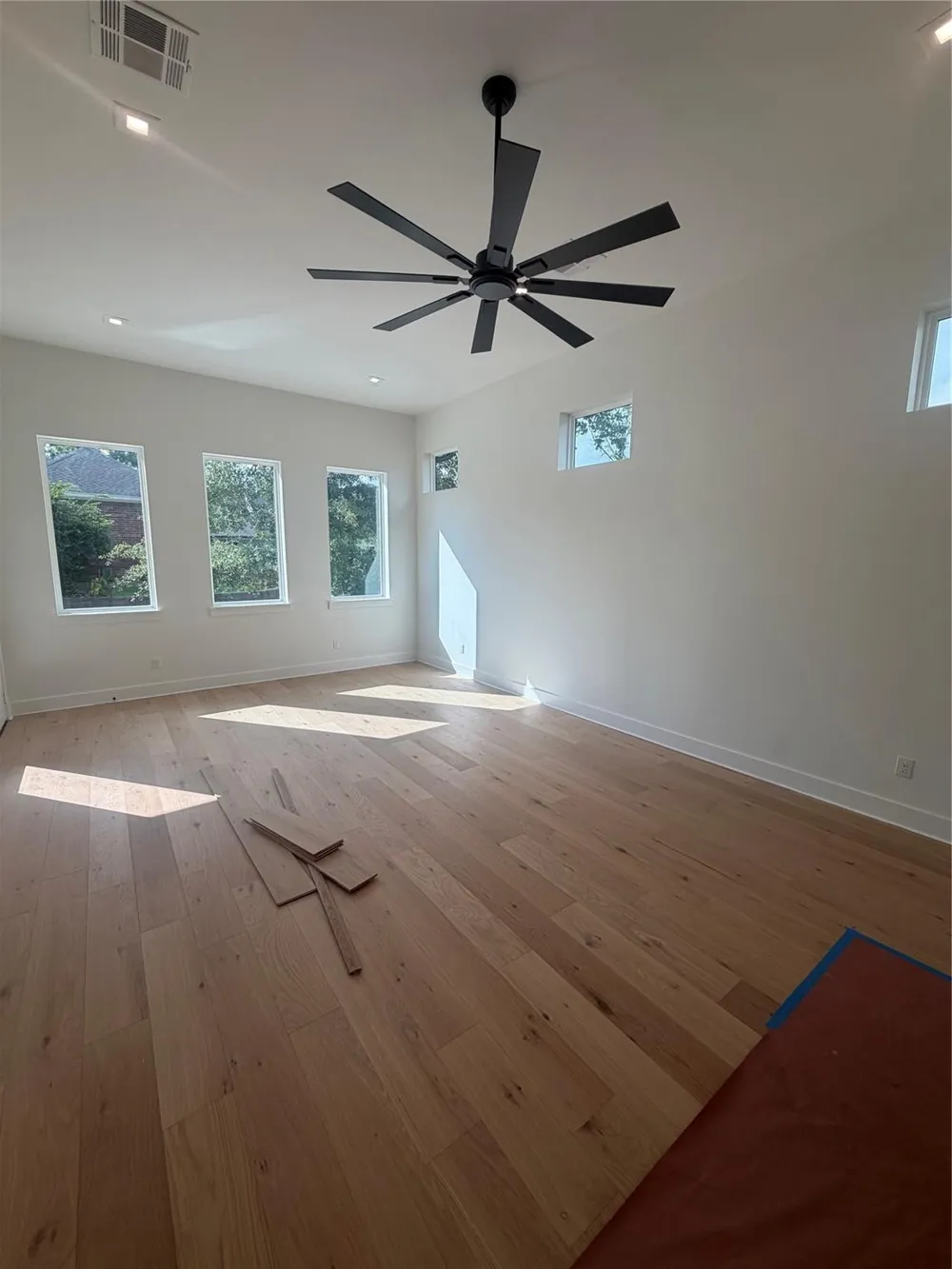 339 W Shore Lane Montgomery, TX 77356