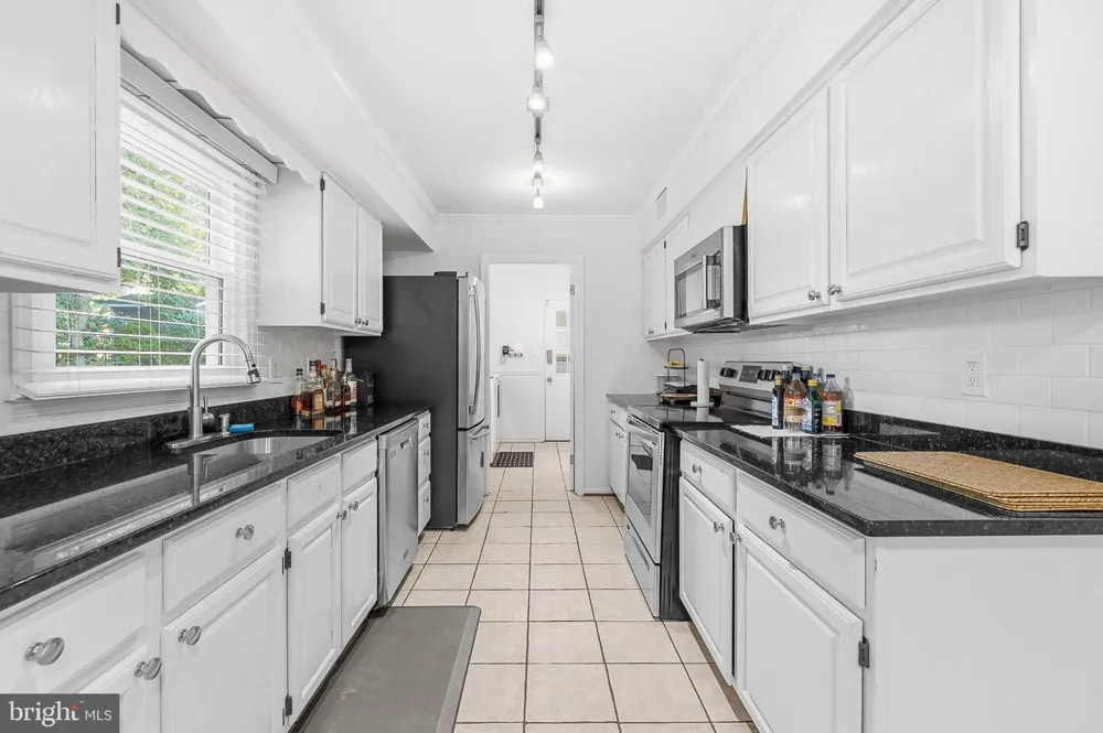 6640 PARK HALL DRIVE Laurel, MD 20707
