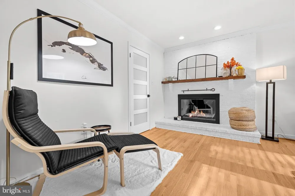 6640 PARK HALL DRIVE Laurel, MD 20707