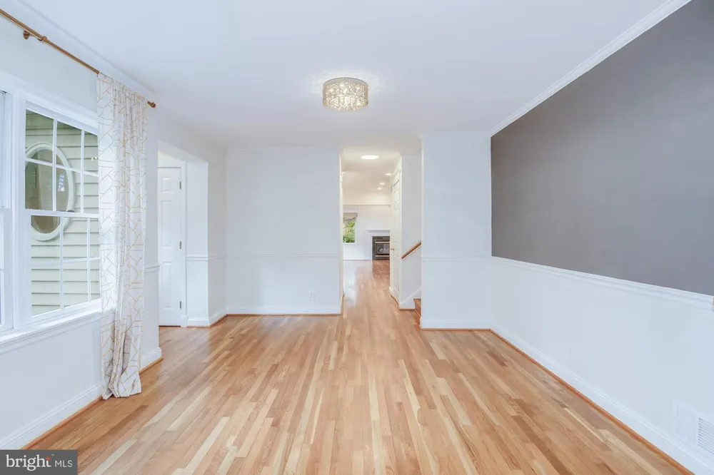 11405 ROKEBY AVENUE Garrett Park, MD 20896