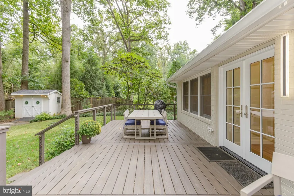 11405 ROKEBY AVENUE Garrett Park, MD 20896