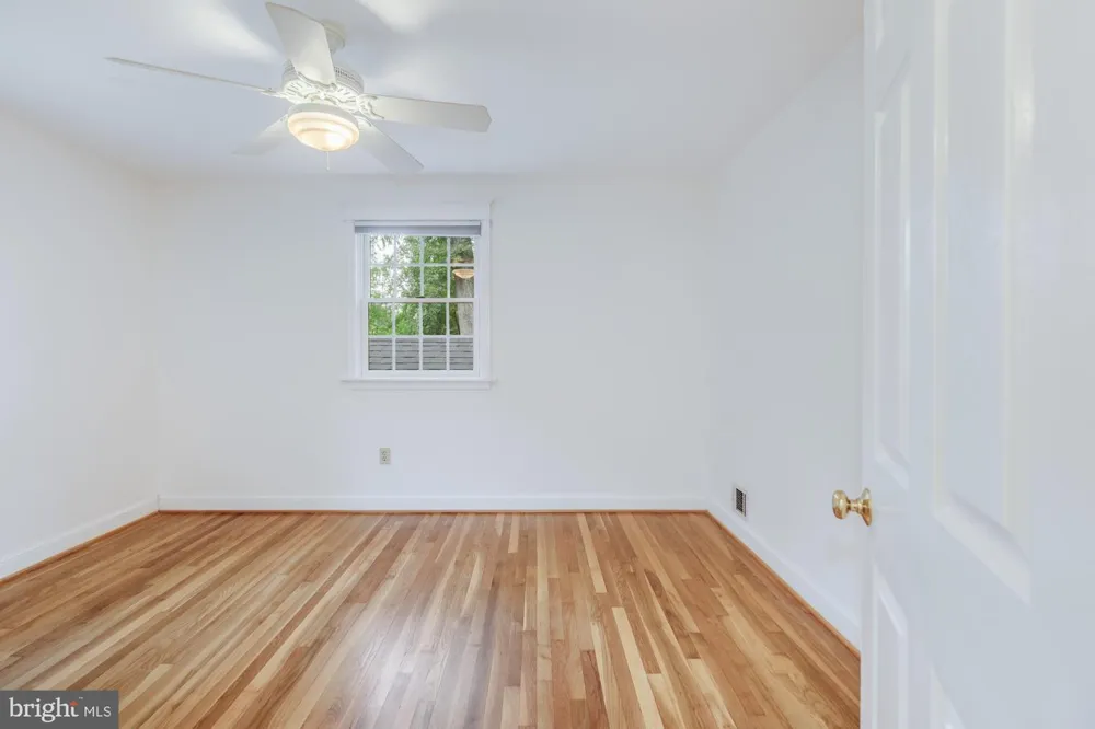 11405 ROKEBY AVENUE Garrett Park, MD 20896