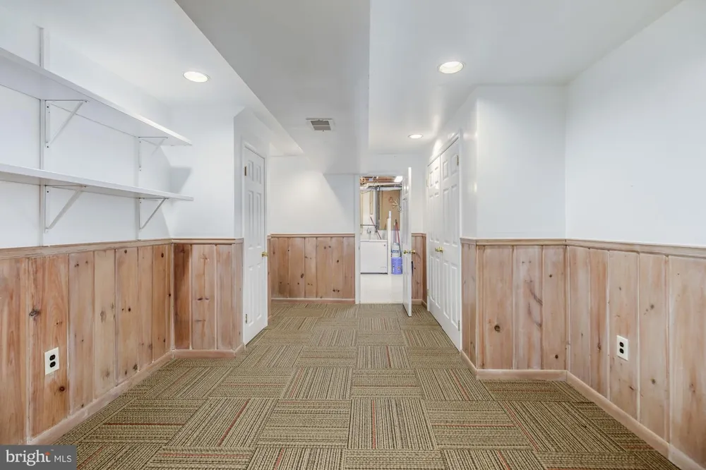 11405 ROKEBY AVENUE Garrett Park, MD 20896