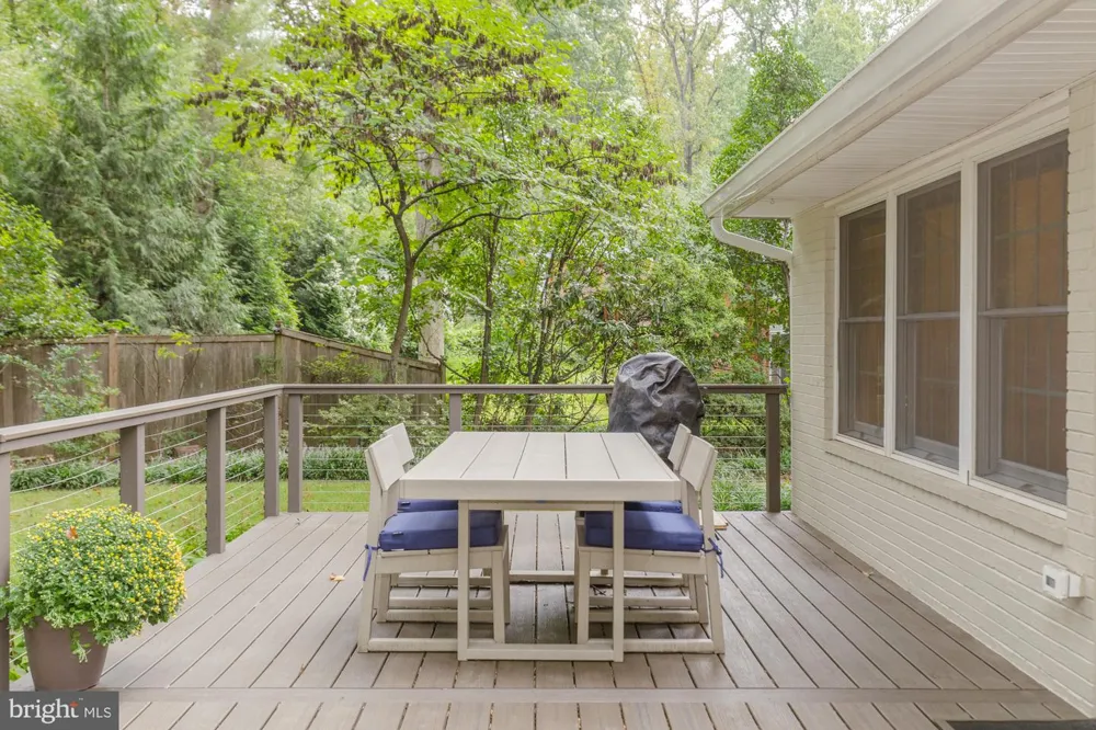 11405 ROKEBY AVENUE Garrett Park, MD 20896
