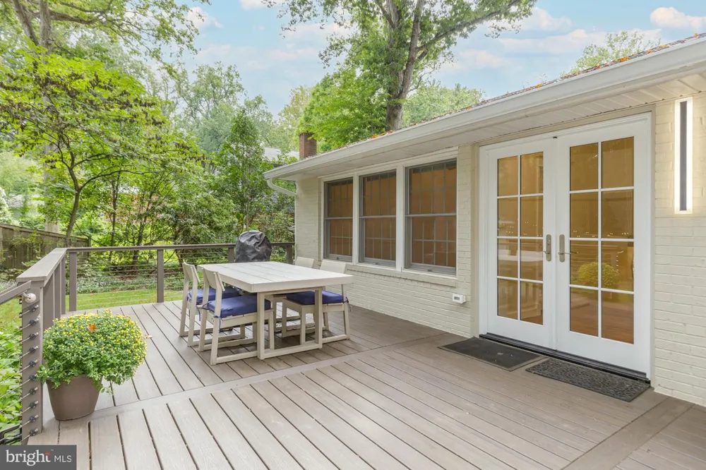 11405 ROKEBY AVENUE Garrett Park, MD 20896