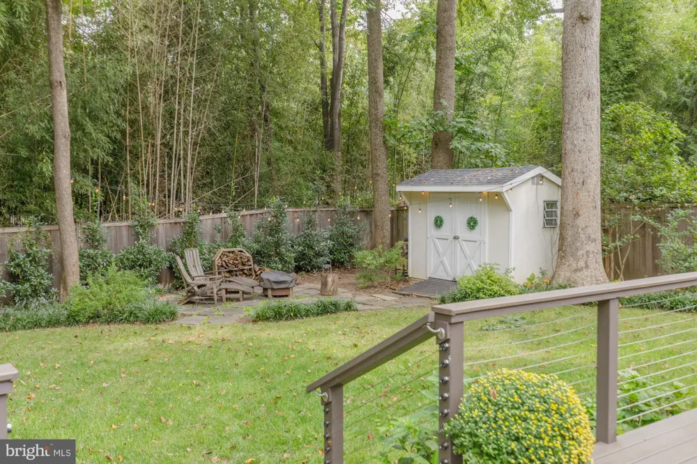 11405 ROKEBY AVENUE Garrett Park, MD 20896